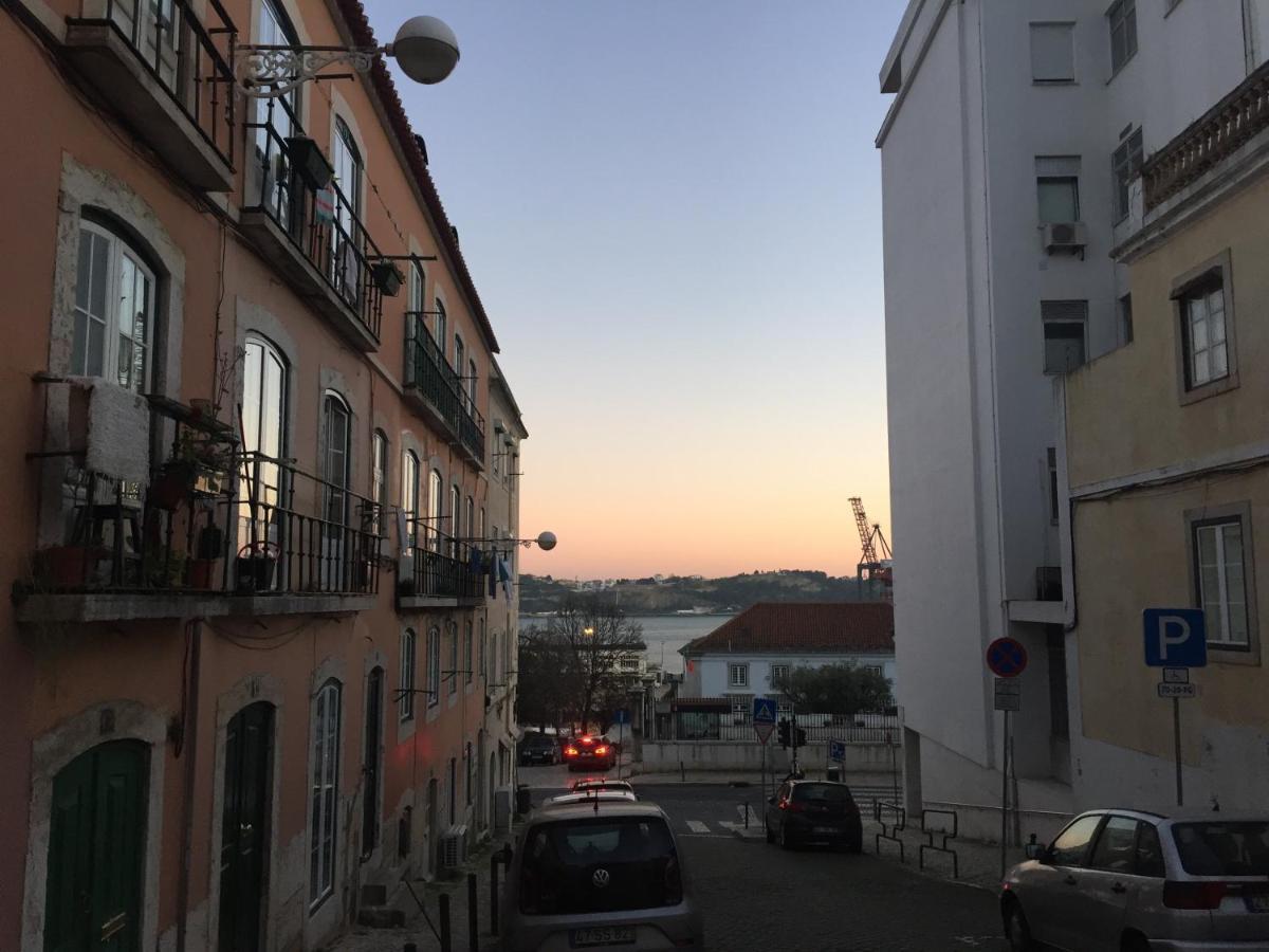 Romantic Apartment + Tejo River View Lisbona Esterno foto